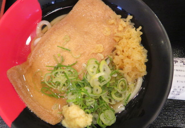 さぬきうどんが安く食べられます