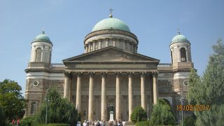 ハンガリーカトリック教会の総本山です。