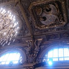 食事の広間の天井