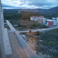 ホテルの周りは更地だらけ。