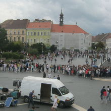 広場の全景です。