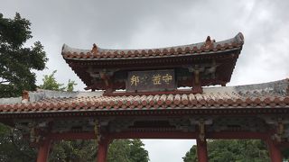 夜のライトアップも綺麗です！