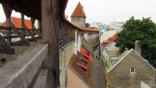 城壁の通路を歩いてみました。