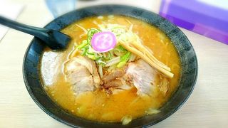 ラーメン さんぱち 千歳店