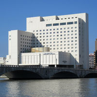 「萬代橋」西詰、この場所だけでも価値があると思います