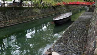 往時はたくさんの舟が行き来していた