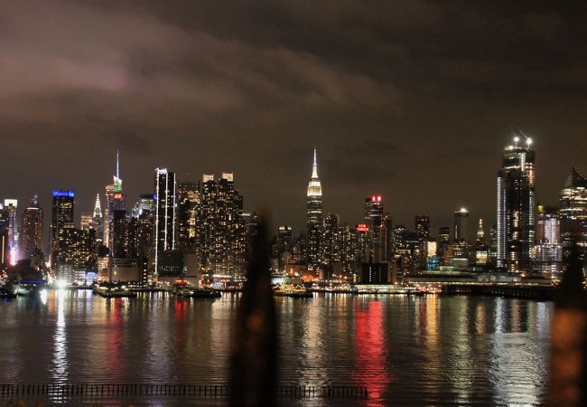 マンハッタンの夜景を一望できる穴場スポット