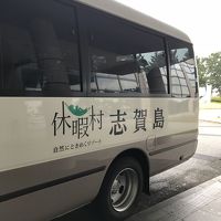 送迎はマイクロバスです。