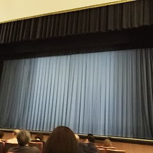 よみうりホール