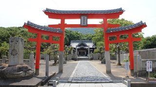 天皇寺と同じ敷地にあります