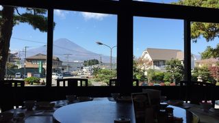 平日限定ミニランチコースがお得！