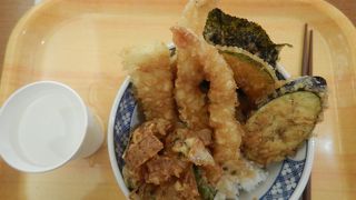 今回は普通の天丼になっていた