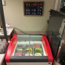 アイスクリームも普通じゃないです