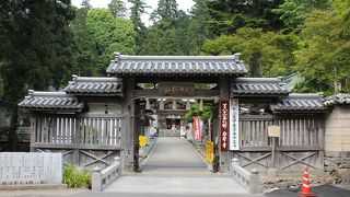 山寺の雰囲気が満ちている古刹
