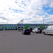 駐車場に置かれている