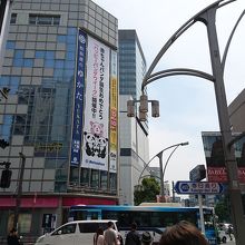 上野松坂屋　パンダで沸いたいる街です。