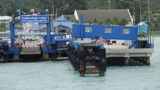 サムイ島への玄関口