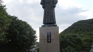 高知県に多い偉人像(^-^)∠