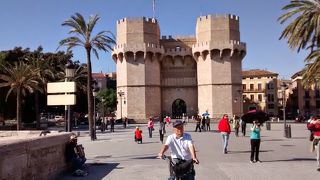 バレンシアをかつて囲んでいた城壁の一部