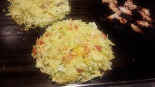 お好み焼きはもちろんサイドメニューも美味しい