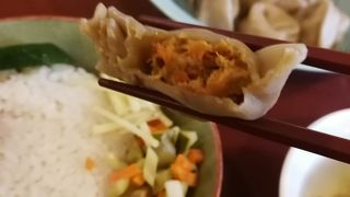 ハトムギの皮で包んだ水餃子