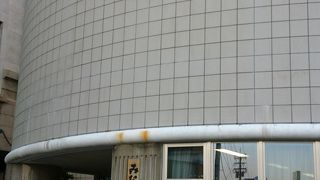 一基の山車がせり出すスクリーンシアター