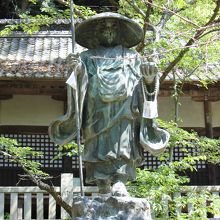 弥谷寺修行大師像