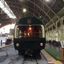 一番最後尾はテラスになってる