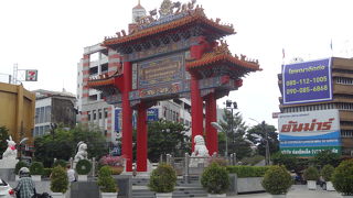 チャイナタウン入口