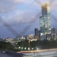 ホテルの客室から見たあべのハルカス