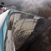 黒部ダム（ダムの放水は１０月１５日に終了してます）