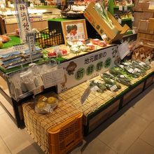 地元野菜コーナー