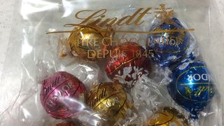 色んな味のリンドール♪どれも美味しかった☆