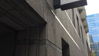 お昼に行列の出来る串揚げやさんに行ってきました!!