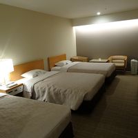 遅く到着したので一人でトリプルの部屋でした