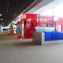 カラフルなショップ。