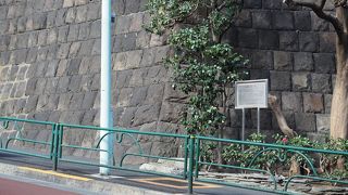 けっこう傾斜がきつい