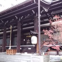 たぶん映画で見たような建物