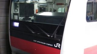 2017年11月11日の東京９時33分発快速蘇我行き～前の列車と５分しか間隔がないにも関わらず、東京駅でほぼ全ての席が埋まりました～