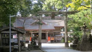 海辺の静かなお社