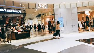 ギャルショップが一挙に揃う