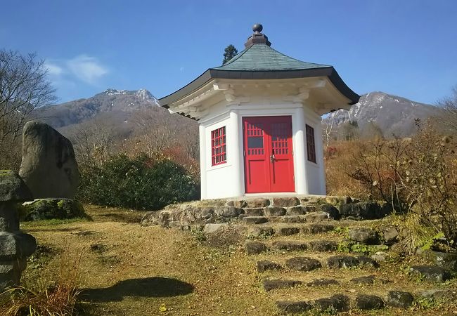 岡倉天心六角堂 クチコミ・アクセス・営業時間｜妙高・池の平