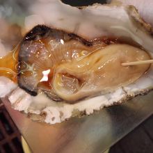 1つ250円の岩ガキ