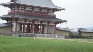 電車からよく見えます