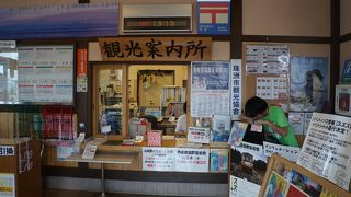 道の駅すずなりは能登空港からのバスが来るバス停もあって