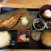 焼き魚とお刺身が美味しい！