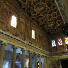 サンタ マリア イン トラステヴェレ教会 