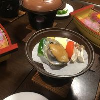 アワビは活き活きバター焼き