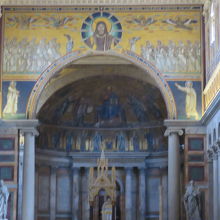 サン パオロ フオーリ レ ムーラ大聖堂 