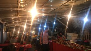 ぶらぶらとお土産探し&屋台ごはん